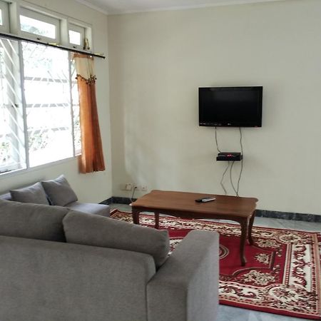 Villa Sabrina Bumi Ciherang Panjaweujan Ngoại thất bức ảnh