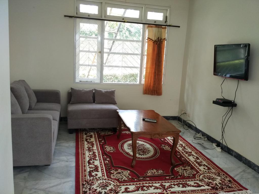 Villa Sabrina Bumi Ciherang Panjaweujan Ngoại thất bức ảnh